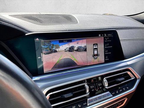 Used 2023 BMW X6 xDrive40i w/ M Sport Package image 23