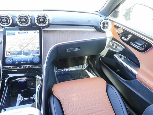 Used 2024 Mercedes-Benz C 43 AMG 4MATIC Sedan image 19