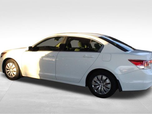 Used 2012 Honda Accord LX image 11