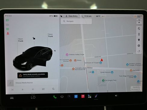 Used 2018 Tesla Model 3 Mid Range RWD image 17