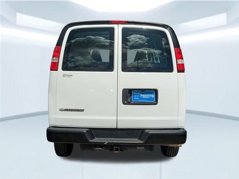 Used 2020 Chevrolet Express 3500 Extended w/ Driver Convenience Package image 5