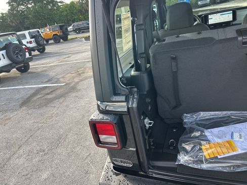New 2026 Jeep Wrangler Sport image 30