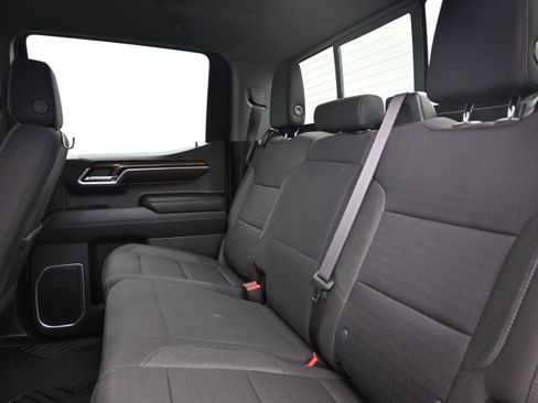 Used 2023 Chevrolet Silverado 1500 LT AWD/4WD image 21