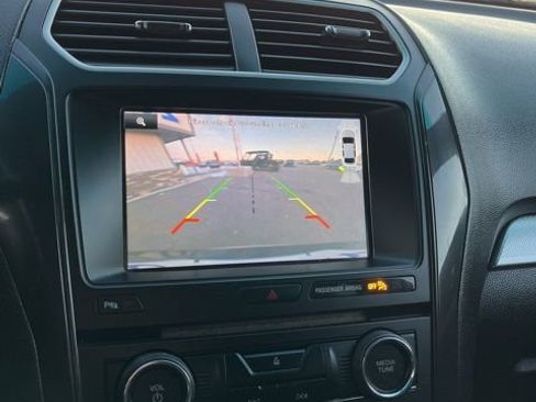 Used 2016 Ford Explorer XLT w/ Equipment Group 202A image 51