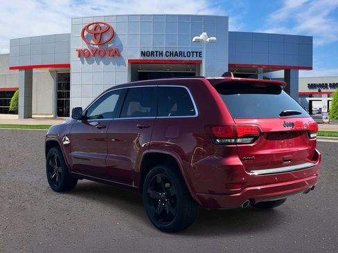 Used 2015 Jeep Grand Cherokee Altitude AWD/4WD image 4