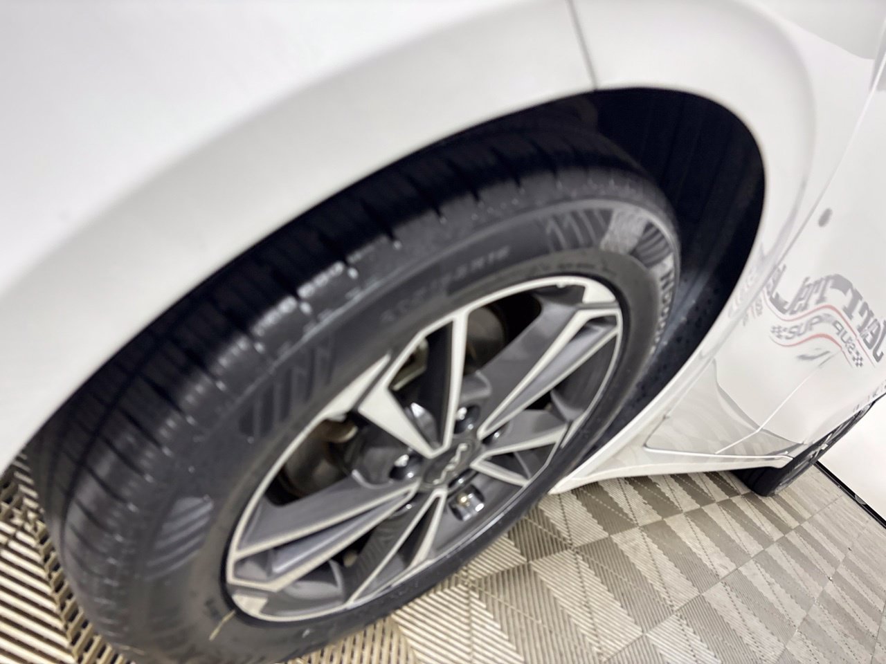 Used 2024 Kia Forte LXS FWD image 33