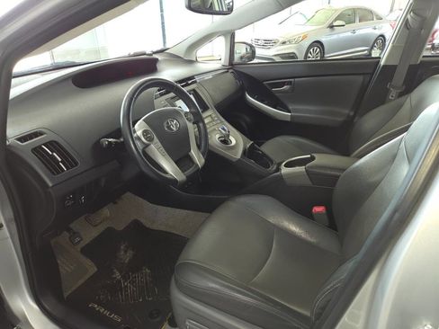 Used 2013 Toyota Prius Four FWD image 15
