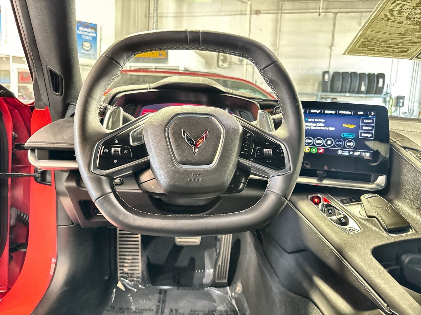 Used 2021 Chevrolet Corvette Stingray Preferred Cpe w/ 2LT RWD image 17