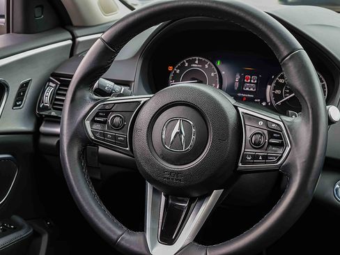 Used 2023 Acura RDX AWD image 9