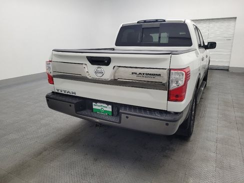 Used 2019 Nissan Titan Platinum Reserve image 7