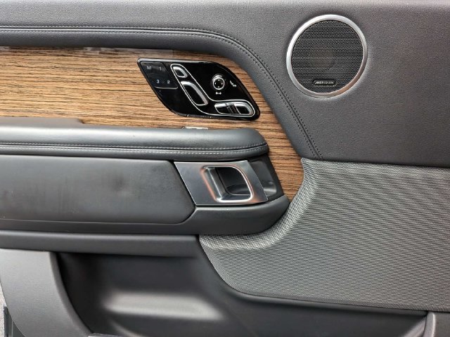 Used 2020 Land Rover Range Rover HSE AWD/4WD image 27