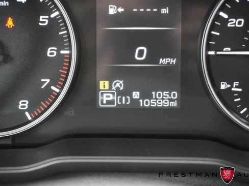 Used 2025 Subaru Crosstrek 2.0i Premium image 27