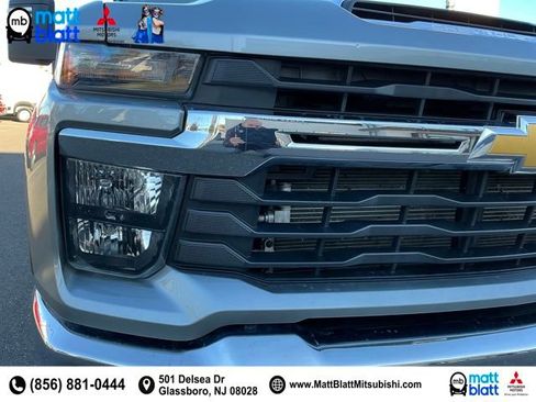 Used 2024 Chevrolet Silverado 3500 LT image 33