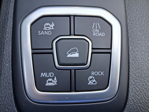 New 2026 Nissan Frontier PRO-4X w/ Pro Premium Package image 17