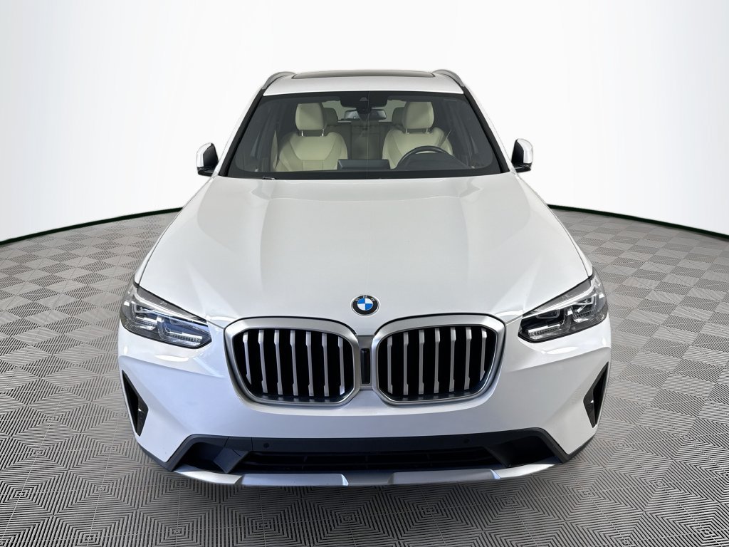 Used 2022 BMW X3 sDrive30i RWD image 2