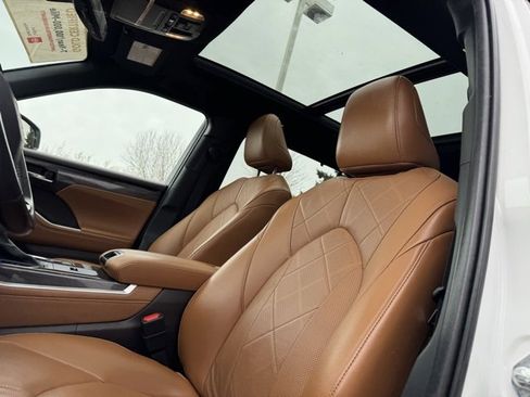 Certified 2022 Toyota Highlander Platinum image 9