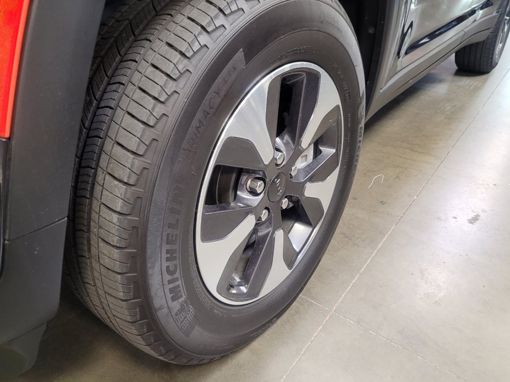 Used 2023 Jeep Grand Cherokee 4WD 4xe w/ Luxury Tech Group II image 31