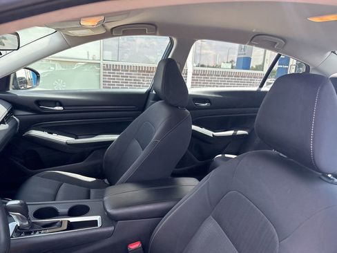 Used 2020 Nissan Altima 2.5 S FWD image 11