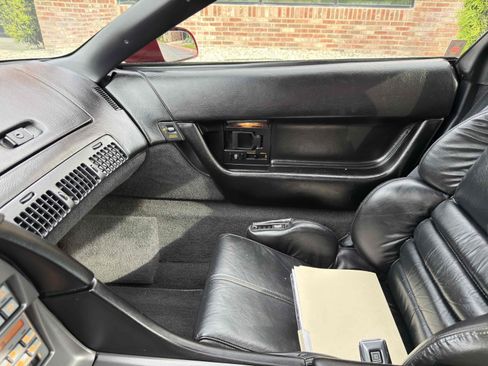 Used 1990 Chevrolet Corvette Coupe image 80