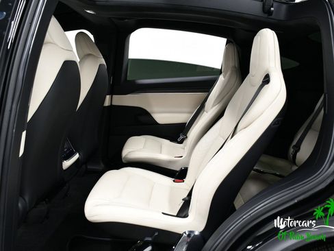 Used 2022 Tesla Model X Plaid AWD/4WD image 49