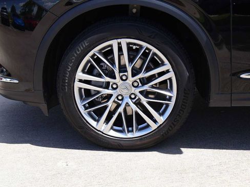 Used 2023 Acura MDX SH-AWD w/ Advance Package image 8