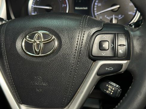 Used 2015 Toyota Highlander Limited Platinum AWD/4WD image 41