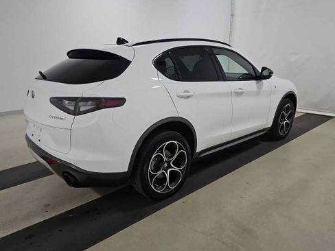 Used 2024 Alfa Romeo Stelvio Ti AWD/4WD image 3