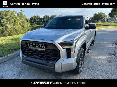 Used 2022 Toyota Tundra SR5 w/ SR5 Premium Package RWD image 1