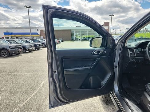 Certified 2021 Ford Ranger Lariat w/ Tremor Off-Road Package AWD/4WD image 11