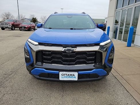 Used 2025 Chevrolet Equinox ACTIV w/ Convenience Package III image 3