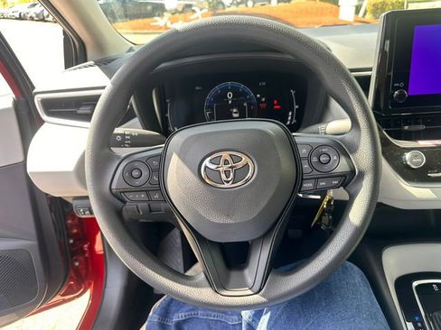 New 2026 Toyota Corolla LE FWD image 31