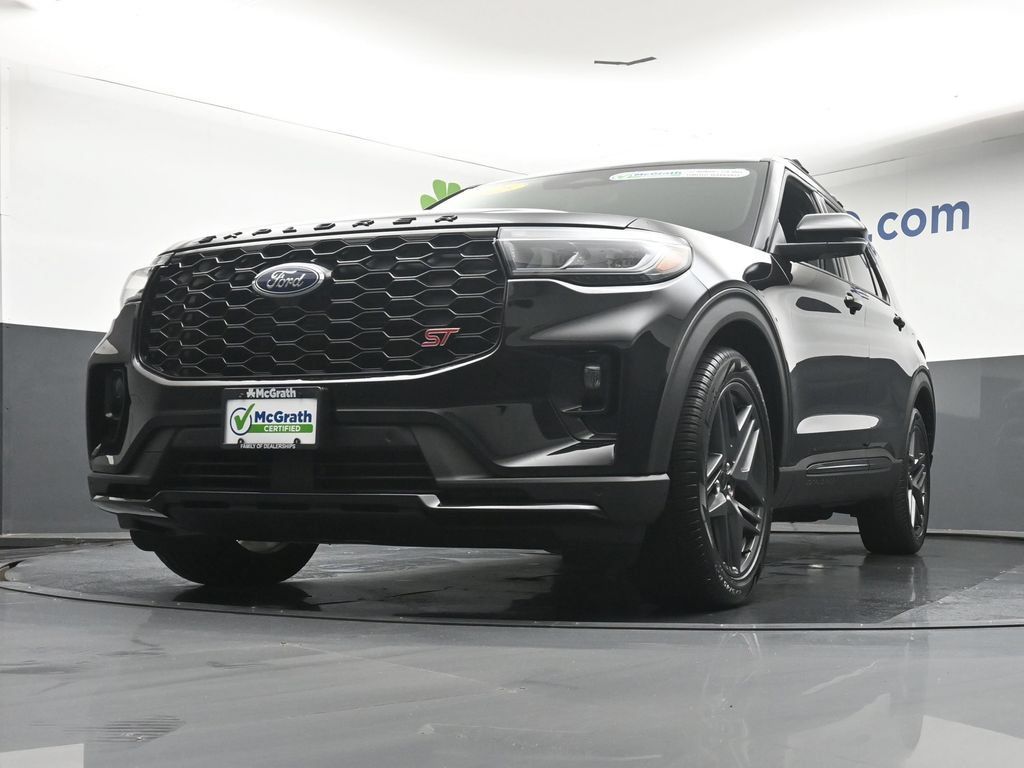 Used 2025 Ford Explorer ST w/ Sun And Sound Package AWD/4WD image 7