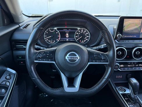 Used 2020 Nissan Sentra SR w/ Premium Package image 18