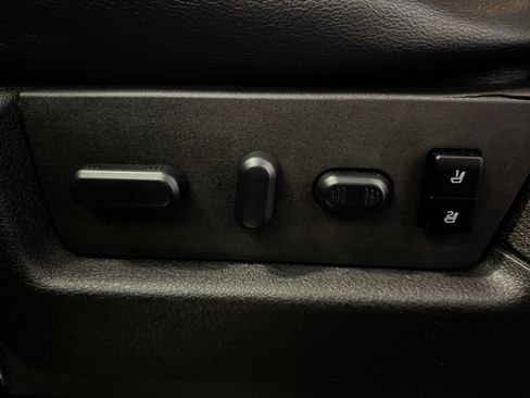 Used 2014 Ford F150 FX4 w/ Equipment Group 402A Luxury AWD/4WD image 27