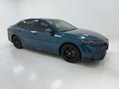 New 2026 Toyota Camry SE w/ Multimedia Upgrade Package