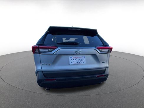 Used 2025 Toyota RAV4 XLE image 12