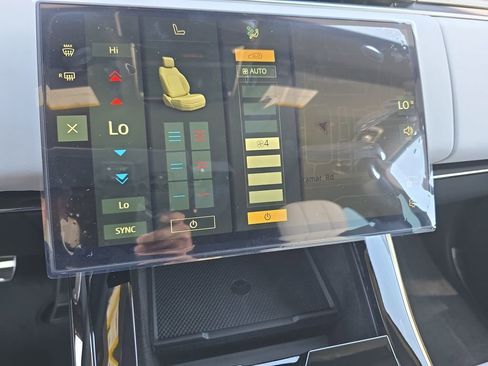 New 2025 Land Rover Range Rover Sport Dynamic SE image 25