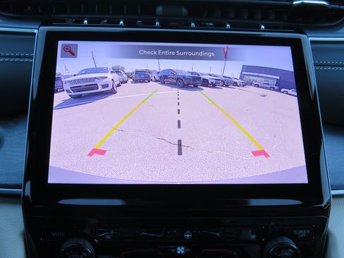 New 2025 Jeep Grand Cherokee Limited w/ Trailer Tow Package image 30