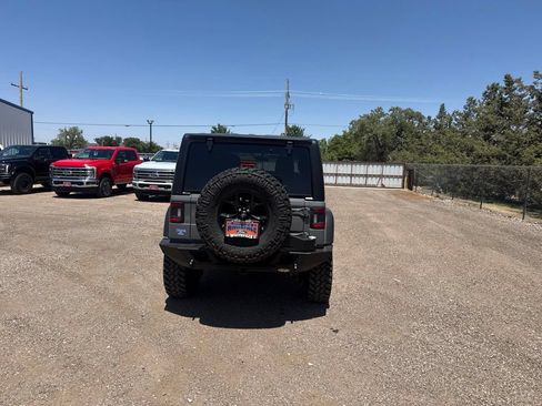 Used 2021 Jeep Wrangler Unlimited Sport AWD/4WD image 5