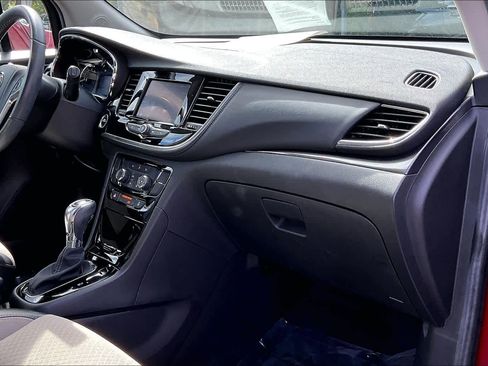 Certified 2022 Buick Encore Preferred w/ Safety Package image 15