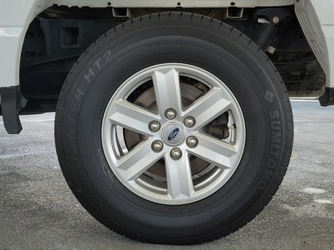 Used 2022 Ford F150 XLT w/ Equipment Group 301A Mid AWD/4WD image 5