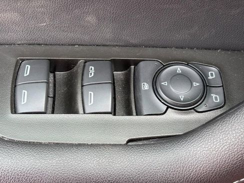 Certified 2023 Chevrolet Blazer LT w/ Convenience Package image 16