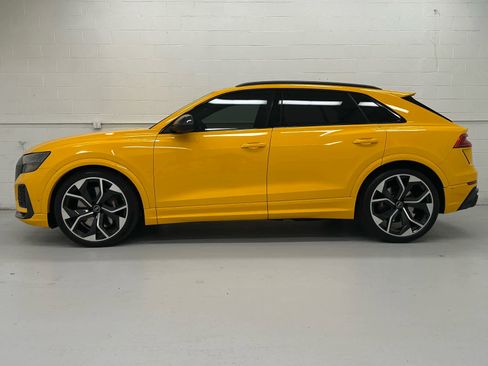Used 2022 Audi RS Q8 AWD/4WD image 3