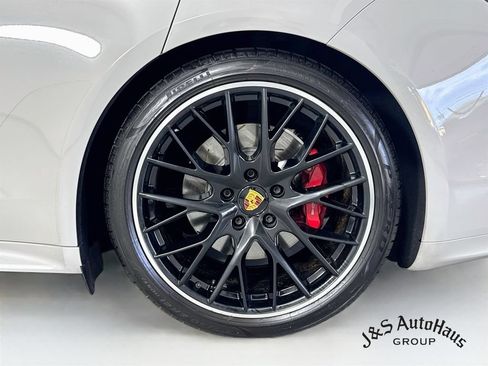 Used 2023 Porsche Panamera 4S AWD/4WD image 40