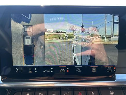 New 2026 Chevrolet Silverado 1500 LTZ w/ LTZ Convenience Package II image 37