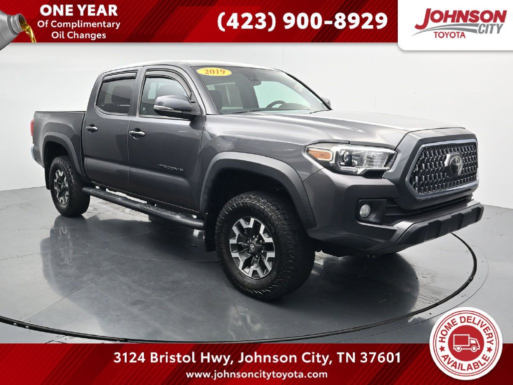 Used 2019 Toyota Tacoma TRD Off-Road AWD/4WD image 1