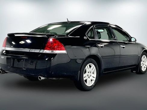 Used 2007 Chevrolet Impala LTZ FWD image 8