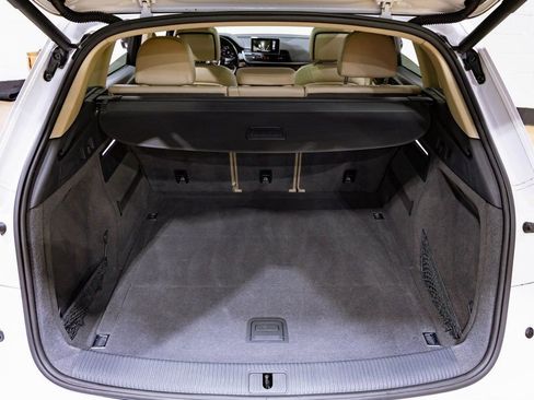 Used 2018 Audi Q5 2.0T Premium Plus w/ Premium Plus Package image 26