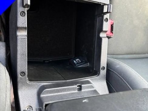 Used 2018 Jeep Wrangler Sport AWD/4WD image 25