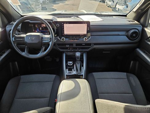 Used 2023 Chevrolet Colorado Trail Boss w/ Advanced Trailering Package image 27